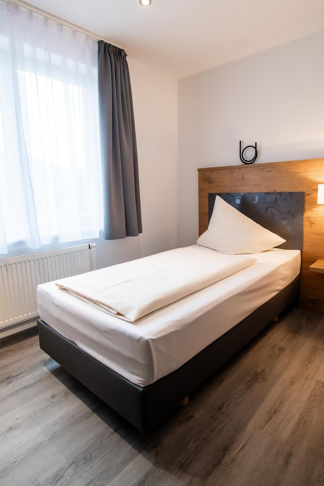 Hotel & Restaurant Bestenheider Stuben 베르트하임 외부 사진